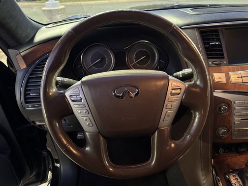 Used 2017 INFINITI QX80 Limited image 13