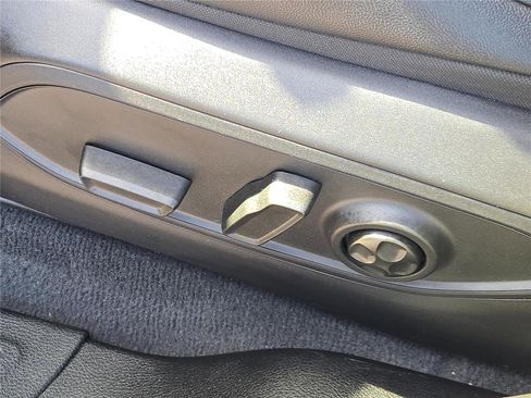 Certified 2025 Jeep Grand Cherokee L Limited image 30