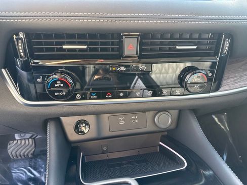 New 2026 Nissan Rogue Platinum w/ Platinum Premium Package AWD/4WD image 22