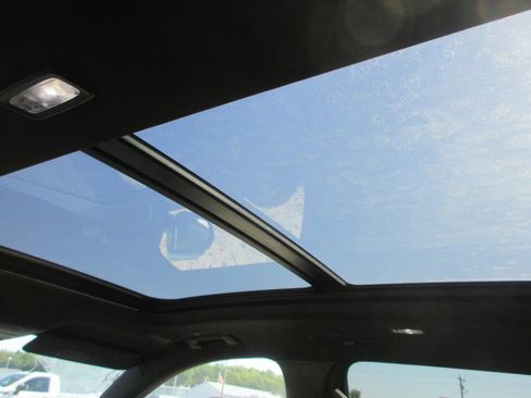 New 2026 Buick Enclave Sport Touring w/ Power Package FWD image 16