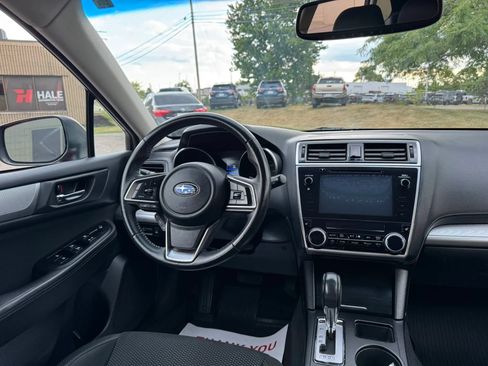 Used 2018 Subaru Outback 2.5i Premium AWD/4WD image 16