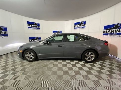 Used 2022 Hyundai Sonata SE w/ Cargo Package image 13