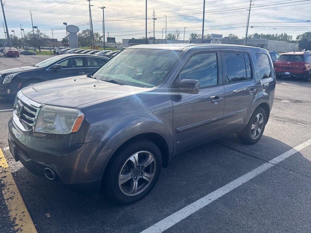 Used 2015 Honda Pilot SE image 1