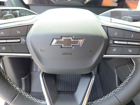 New 2026 Chevrolet Traverse LT w/ Midnight/Sport Edition FWD image 23