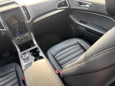 Used 2023 Ford Edge SEL w/ Convenience Package AWD/4WD image 16