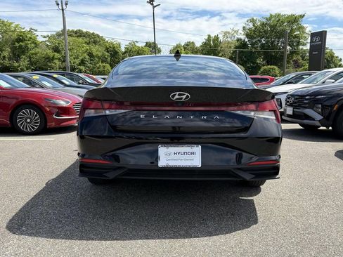Certified 2023 Hyundai Elantra SEL w/ Cargo Package FWD image 6