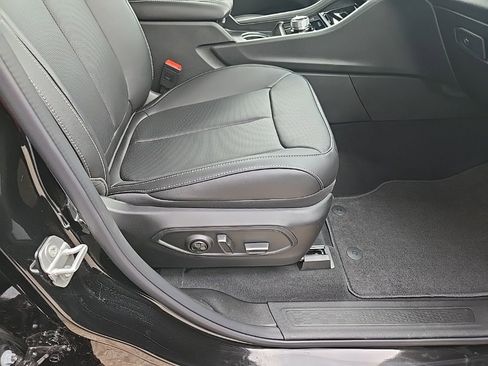 New 2025 Jeep Grand Cherokee L Limited w/ Luxury Tech Group II image 82