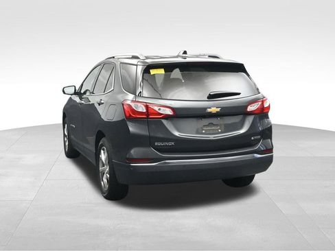 Used 2018 Chevrolet Equinox Premier FWD image 4