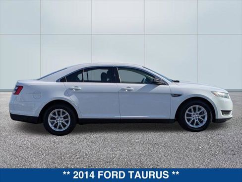 Used 2014 Ford Taurus SE image 6