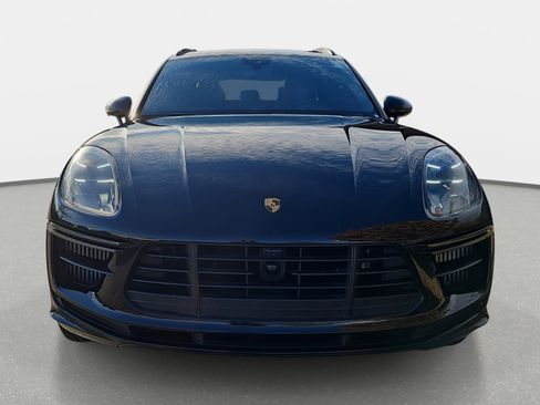 Used 2021 Porsche Macan Turbo image 2