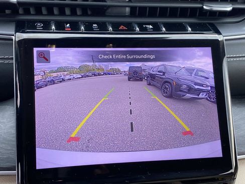 Certified 2022 Jeep Grand Cherokee L Limited image 14