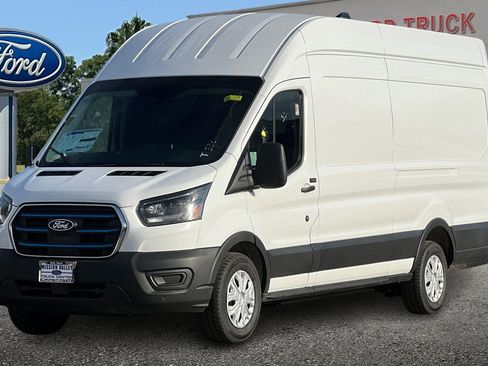 New 2026 Ford E-Transit 148 High Roof Extended w/ Load Area Protection Package image 8