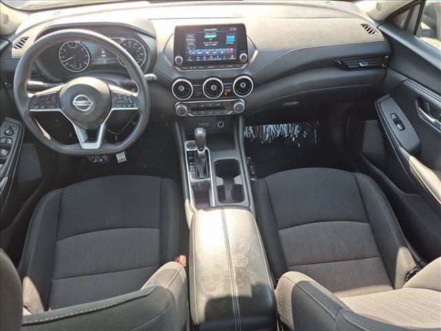 Used 2023 Nissan Sentra SV FWD image 16