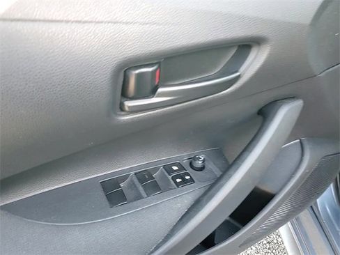 Used 2023 Toyota Corolla LE w/ LE Convenience Package image 14