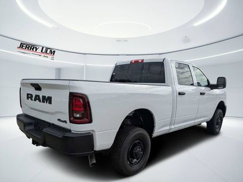 New 2026 RAM 2500 Tradesman AWD/4WD image 3