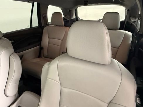 Used 2022 Honda Pilot Touring image 32