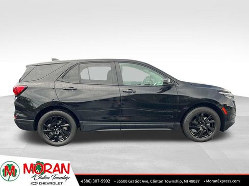 Certified 2024 Chevrolet Equinox LS w/ LS Convenience Package FWD image 8