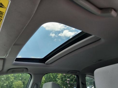 Used 2018 Honda CR-V EX image 11