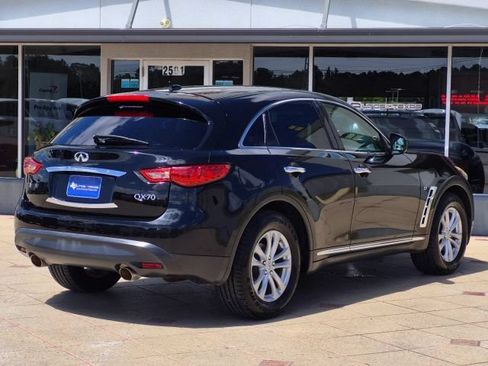 Used 2017 INFINITI QX70 2WD image 6