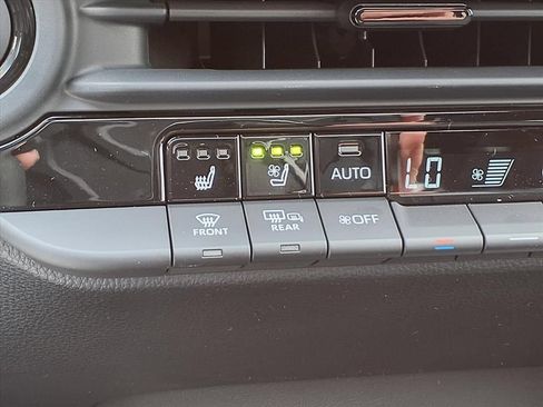 Used 2026 Toyota Crown Signia w/ Advanced Technology Package AWD/4WD image 13