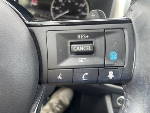 Used 2023 Nissan Rogue SV w/ SV Premium B Package AWD/4WD image 18