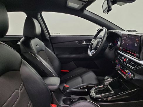 Used 2023 Kia Forte GT-Line image 21