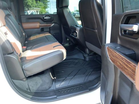 Used 2020 Chevrolet Silverado 3500 High Country w/ LPO, Hitch Package AWD/4WD image 19