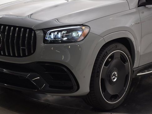 New 2026 Mercedes-Benz GLS 63 AMG 4MATIC image 9