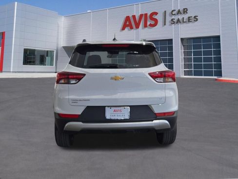Used 2025 Chevrolet TrailBlazer LT AWD/4WD image 14
