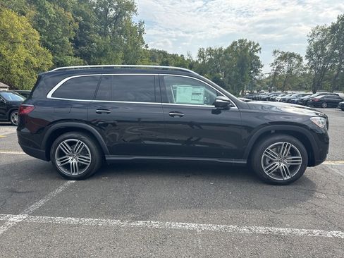 New 2026 Mercedes-Benz GLS 450 4MATIC image 11