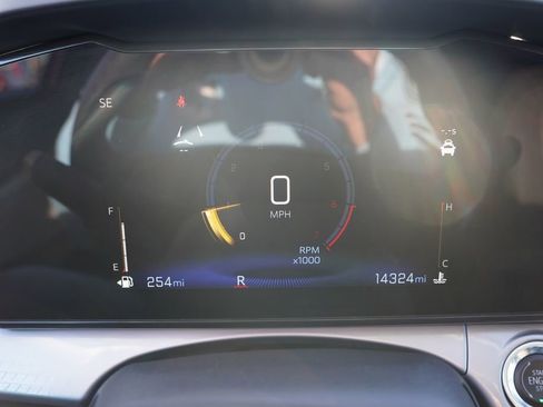 Certified 2024 Chevrolet Trax LT w/ Driver Confidence Package image 28