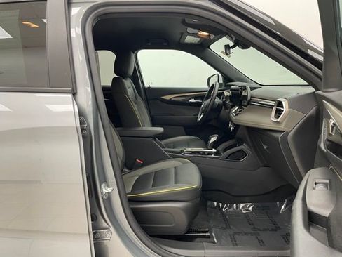 Used 2024 Chevrolet TrailBlazer ACTIV FWD image 16