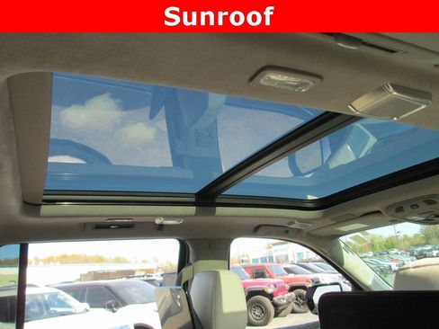 Used 2023 Cadillac Escalade Sport Platinum image 16