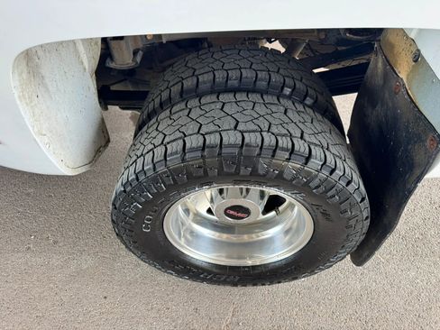 Used 2015 GMC Sierra 3500 Denali w/ Duramax Plus Package image 30