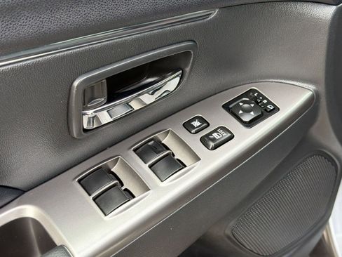 Used 2025 Mitsubishi Outlander Sport AWD image 19