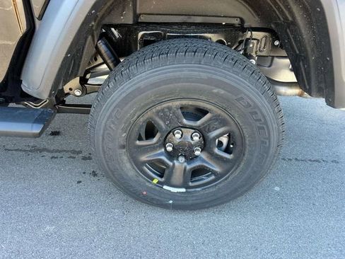 New 2026 Jeep Gladiator Sport image 12