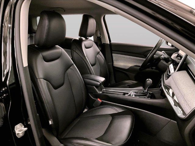 Used 2022 Jeep Compass Latitude w/ Convenience Group AWD/4WD image 7