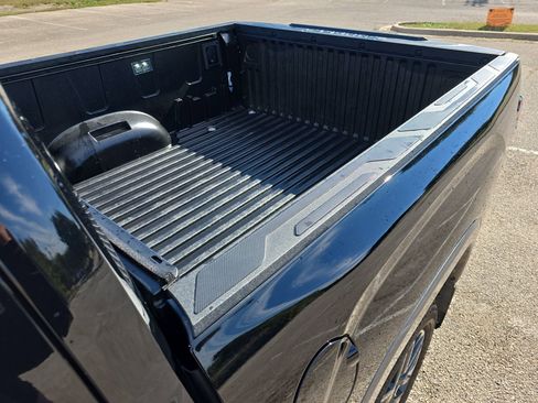 Used 2025 Toyota Tundra Limited image 24