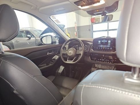 Certified 2023 Nissan Rogue SL w/ SL Premium Package AWD/4WD image 29