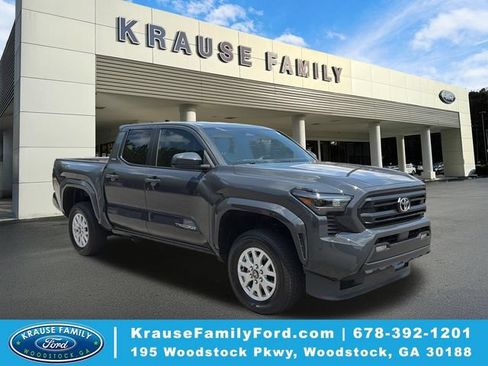 Used 2025 Toyota Tacoma SR5 AWD/4WD image 1