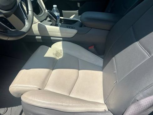 Used 2017 Cadillac XT5 Luxury w/ Driver Awareness Package AWD/4WD image 11
