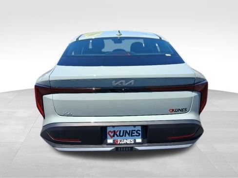 Used 2025 Kia K4 FWD image 8