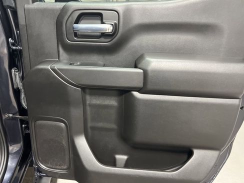 Used 2023 Chevrolet Silverado 1500 Custom image 13