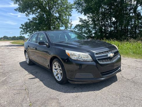 Used 2013 Chevrolet Malibu Eco w/ Power Convenience Package FWD image 1