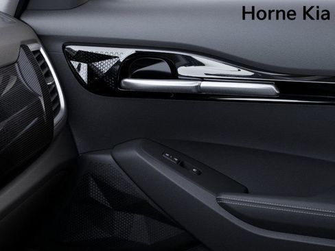 New 2025 Kia Seltos S image 25