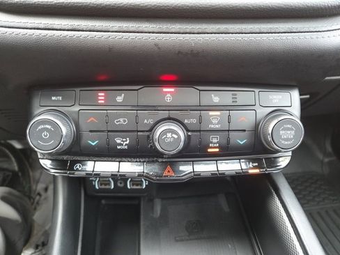 Used 2022 Dodge Durango GT image 57