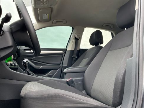 Used 2021 Volkswagen Jetta S w/ Driver Assistance Package FWD image 15