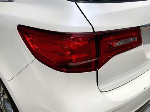 Used 2017 Acura MDX SH-AWD w/ Technology Package image 29