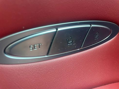 Used 2022 Genesis GV70 3.5T Sport w/ Sport Prestige Package AWD/4WD image 9