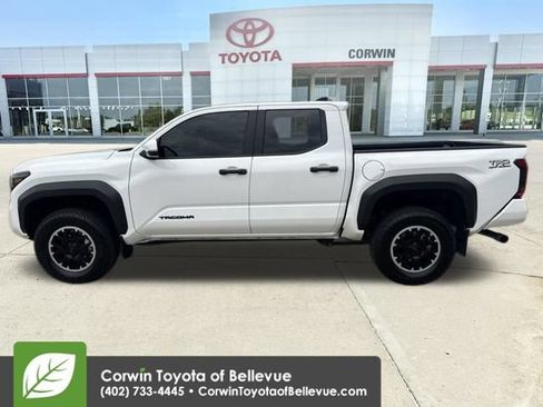 Used 2024 Toyota Tacoma TRD Off-Road w/ TRD Off Road Upgrade Package AWD/4WD image 11